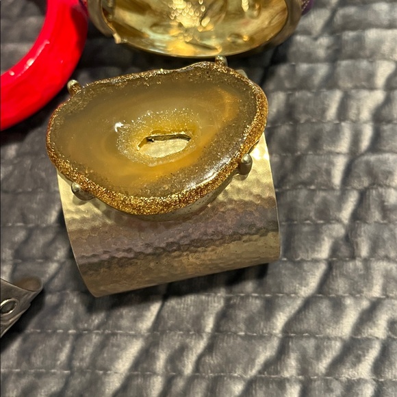 Assorted bracelets - Picture 3 of 5